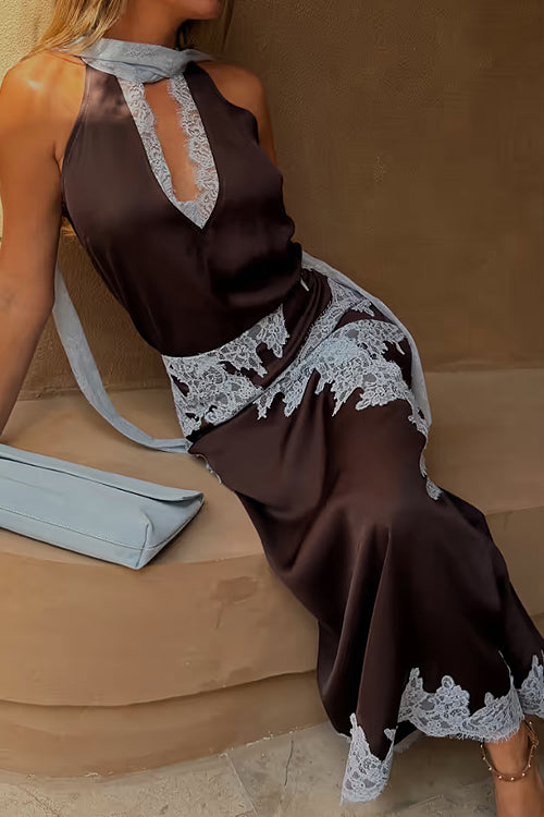 Casually Sophisticated Sleeveless Lace Set